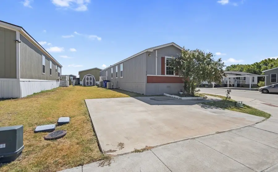 1800 Preston On The Lake Boulevard #470, Little Elm, TX 75068 - #3