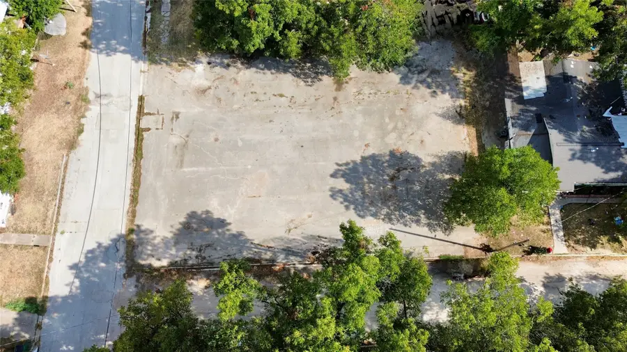 203 S Avenue H, Clifton, TX 76634 - #2