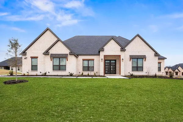 132 Willow Oak Drive, Krugerville, TX 76227