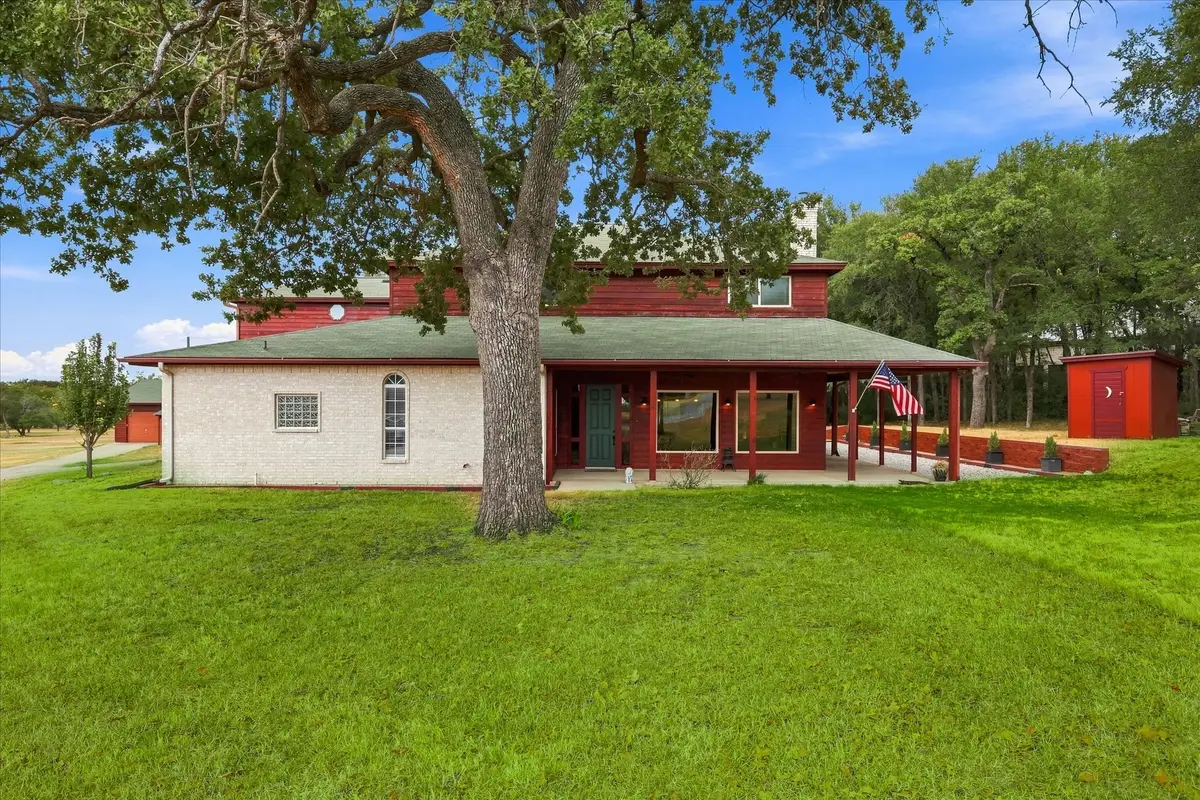 4025 Lake Oaks Circle, Fort Worth, TX 76108 - #1