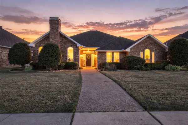 2416 Redfield Drive, Plano, TX 75025
