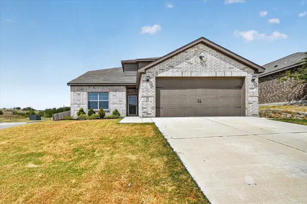 176 Bandana Circle, Newark, TX 76071