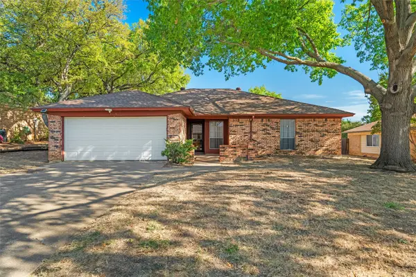 8413 Timberline Court, North Richland Hills, TX 76182