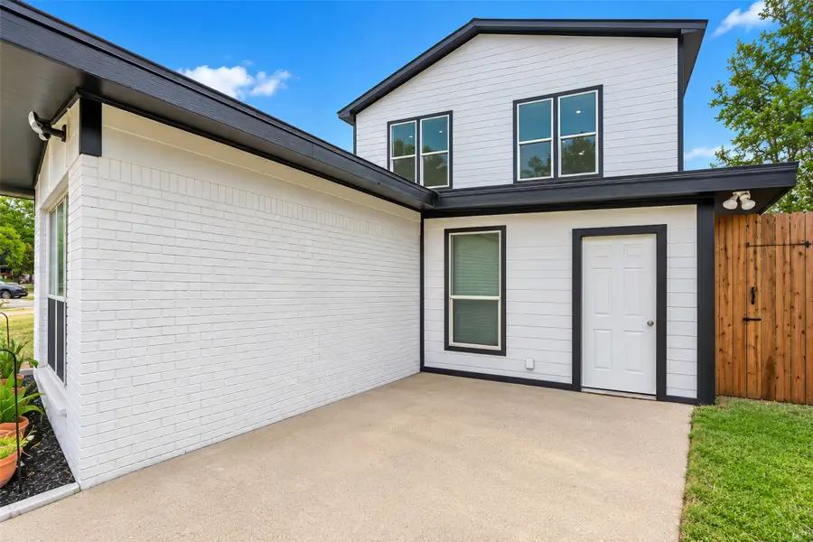 1714 Meadowbrook Lane, Irving, TX 75061 - #2