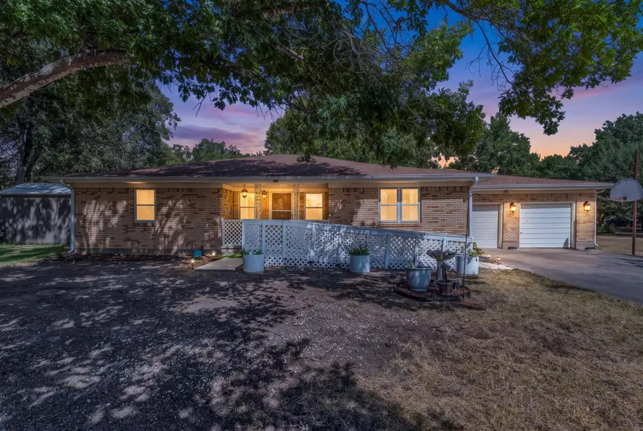 896 Randy Drive, Woodway, TX 76712 - #2