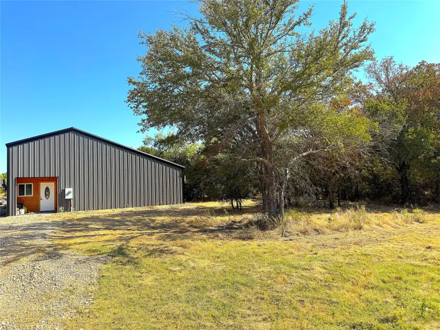 438 Oak View Lane, Jacksboro, TX 76458 - #2