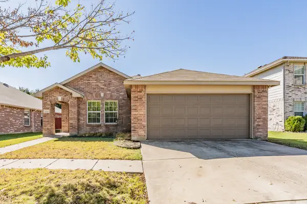 4512 Hounds Tail Lane, Fort Worth, TX 76244