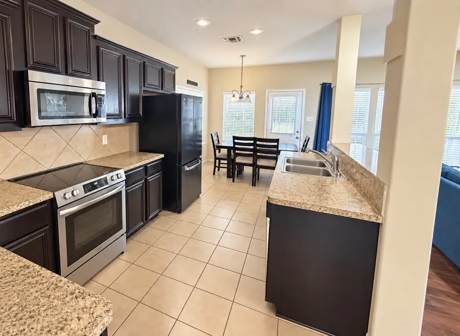 2104 Stonewood Drive, Lancaster, TX 75134 - #3