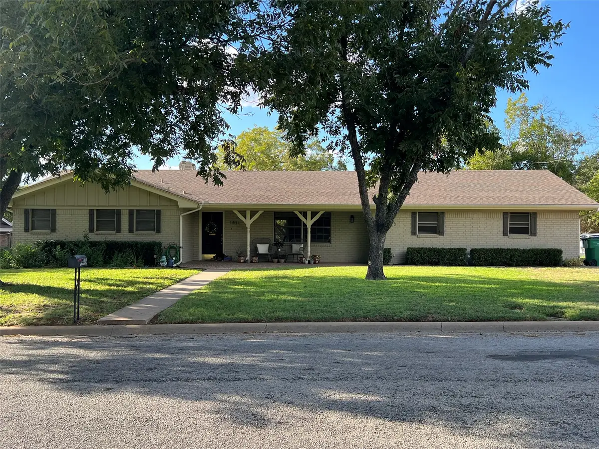 1811 W Overhill Drive, Stephenville, TX 76401 - #1