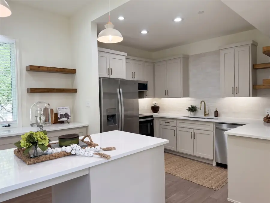 4040 Avondale Avenue #105, Dallas, TX 75219 - #2