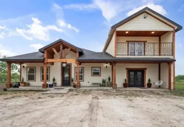 6049 County Road 1030 B, Rice, TX 75155