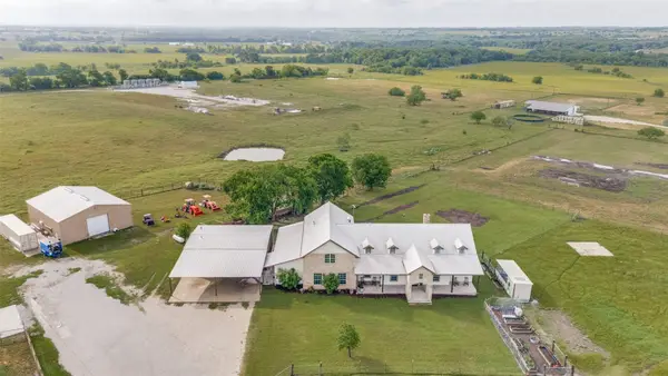 5855 Western Star Drive, Justin, TX 76247