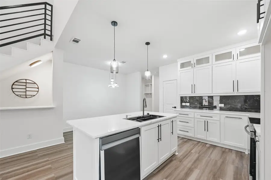 4448 Marcell Avenue, Dallas, TX 75211 - #3