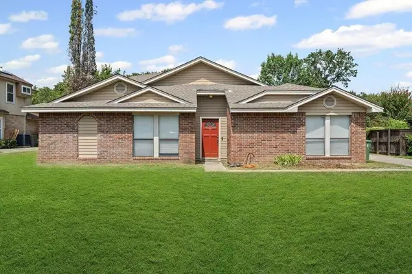 5505 Oak Brook Road, Arlington, TX 76016