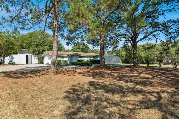 1760 Randol Mill Avenue, Southlake, TX 76092