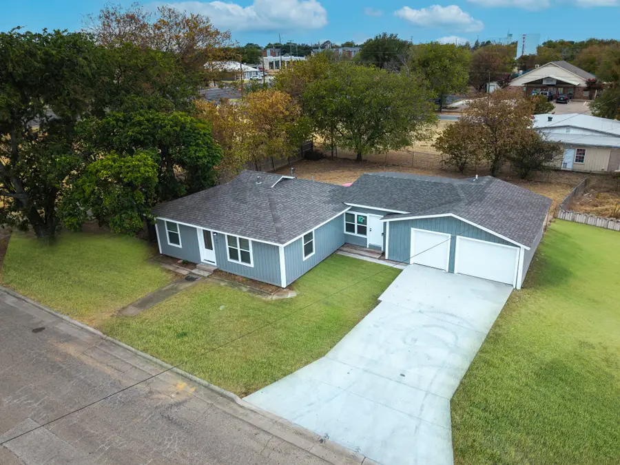 201 Deputy Larry Miller Drive, Granbury, TX 76048 - #2
