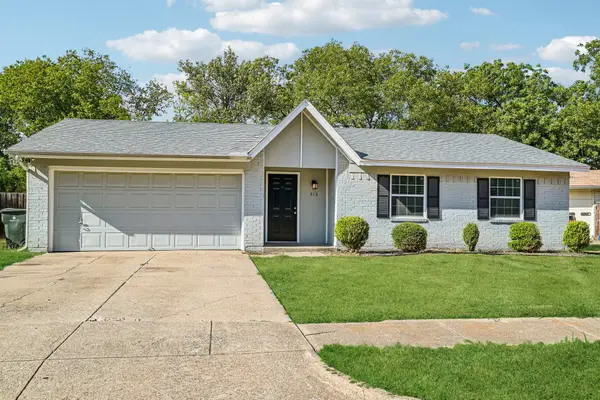 313 Meadowcreek Lane, Garland, TX 75043