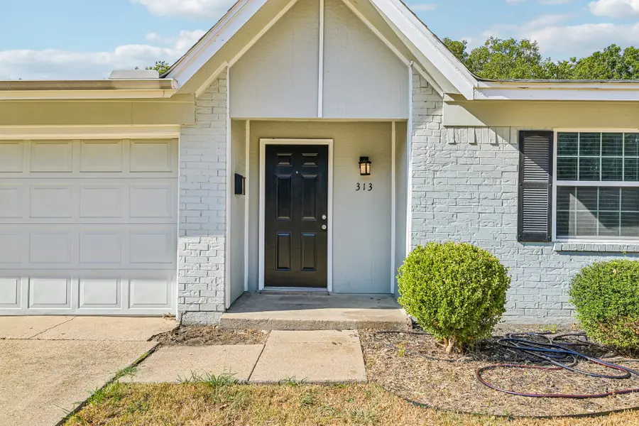 313 Meadowcreek Lane, Garland, TX 75043 - #2