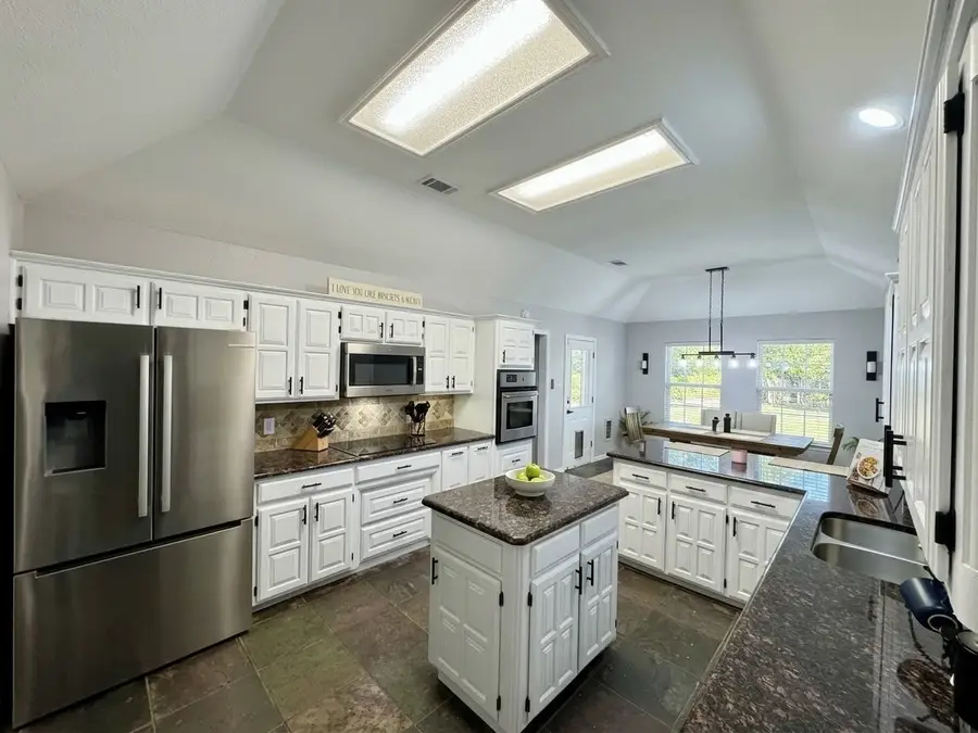 413 Flagstone Drive, Burleson, TX 76028 - #2