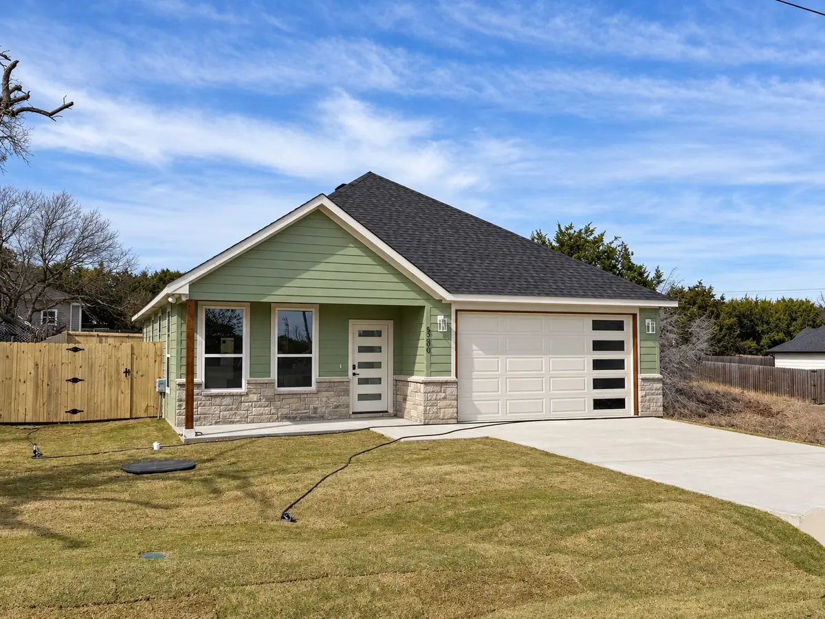 5206 Stoneridge Drive, Granbury, TX 76048 - #1