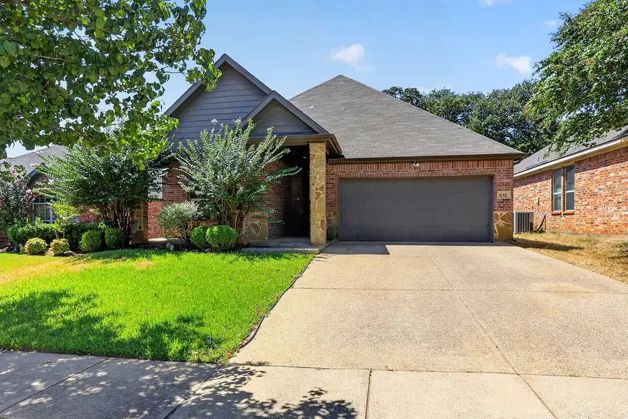632 Atascosa Avenue, Fort Worth, TX 76120 - #2