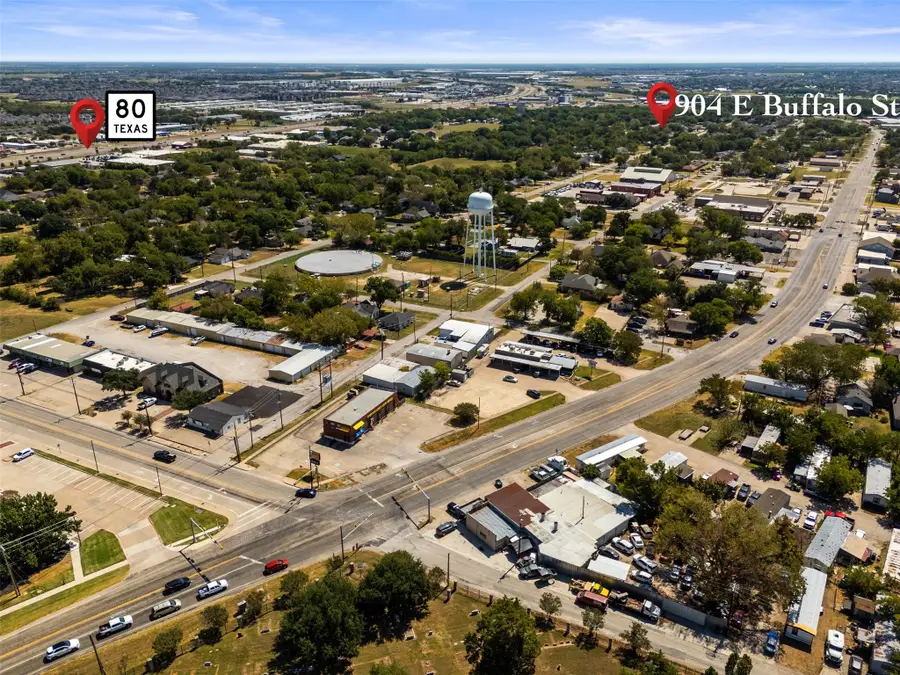 904 E Buffalo Street, Forney, TX 75126 - #2
