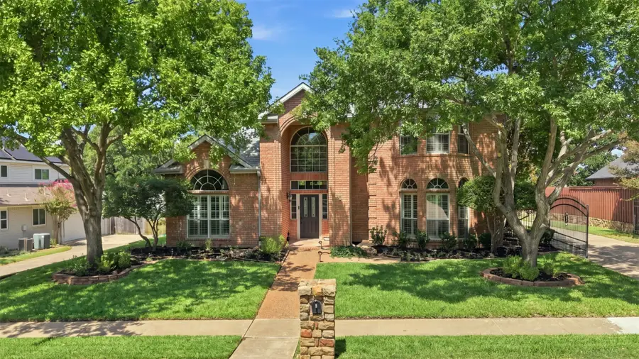 7609 Oak Knoll Drive, North Richland Hills, TX 76182 - #2