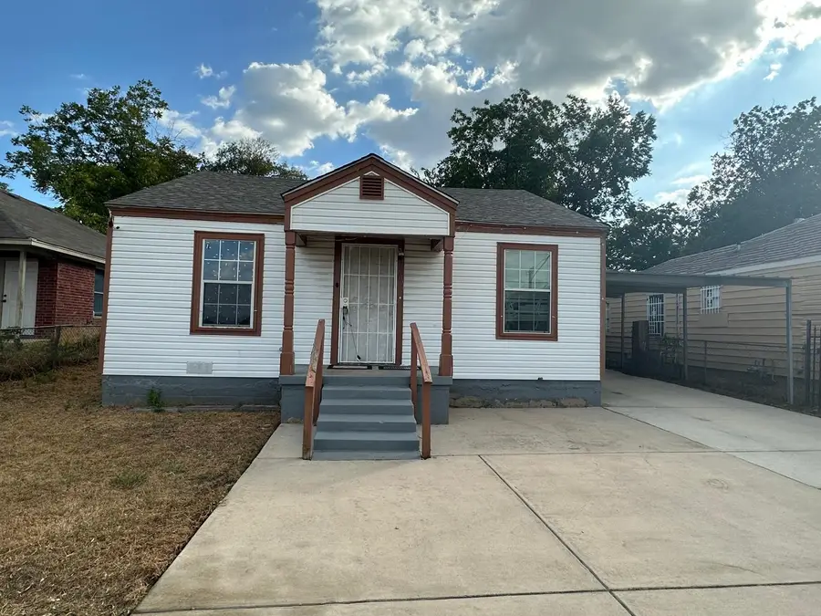 2720 Burchill Road, Fort Worth, TX 76105 - #2