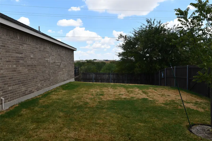 215 Dodge City Trail, Newark, TX 76071 - #2