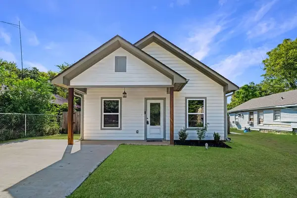 204 Bradford Avenue, Arp, TX 75750
