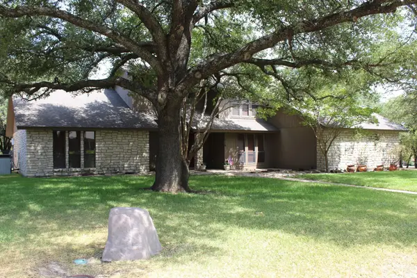 115 Sandra Palmer Street, Stephenville, TX 76401