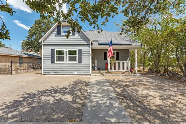 1404 Clinton Avenue, Fort Worth, TX 76164
