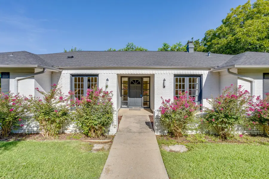 28 Bounty Road W, Benbrook, TX 76132 - #3