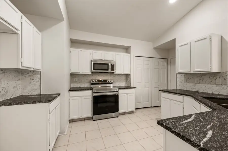 1432 Thistlewood Lane, Grapevine, TX 76051 - #3