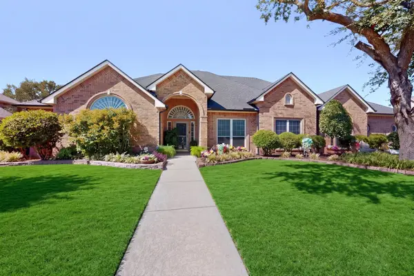 2505 Inverrary Drive, Ennis, TX 75119