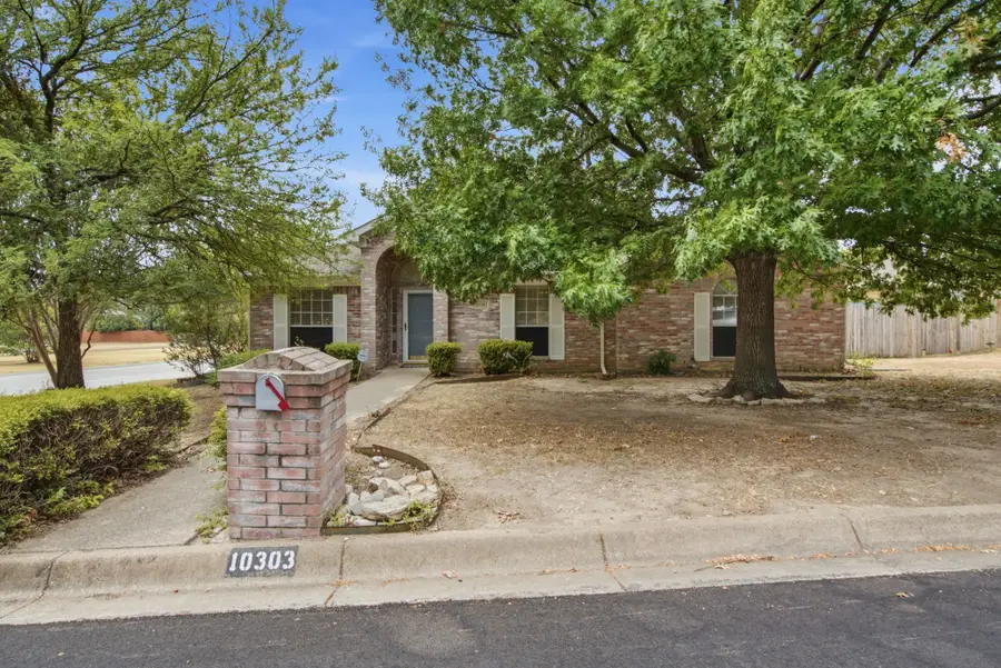 10303 Little Valley Road, Fort Worth, TX 76108 - #2