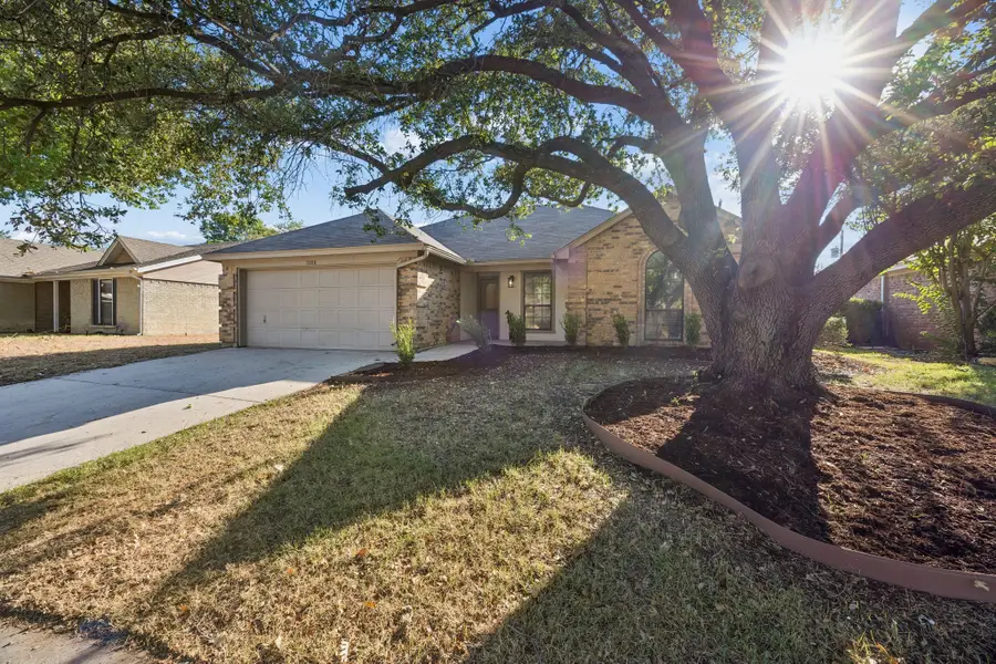 7208 Meadowbrook Drive, Watauga, TX 76148 - #2