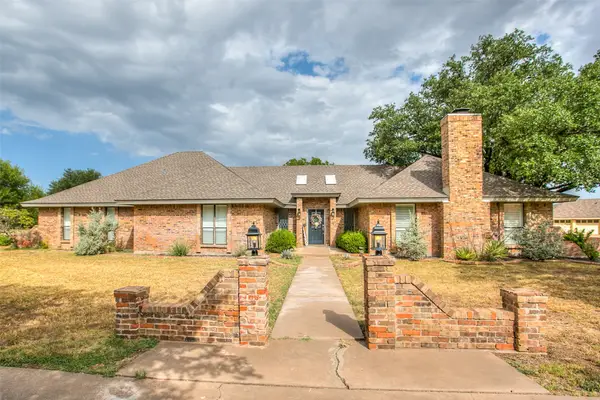 5820 Pecan Valley Lane, San Angelo, TX 76904