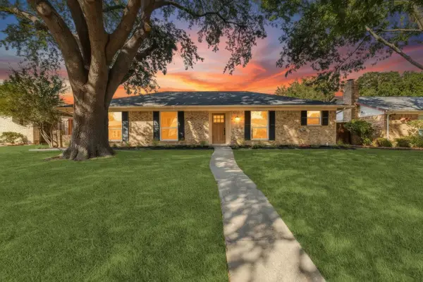 4925 Willowhaven Circle, Garland, TX 75043
