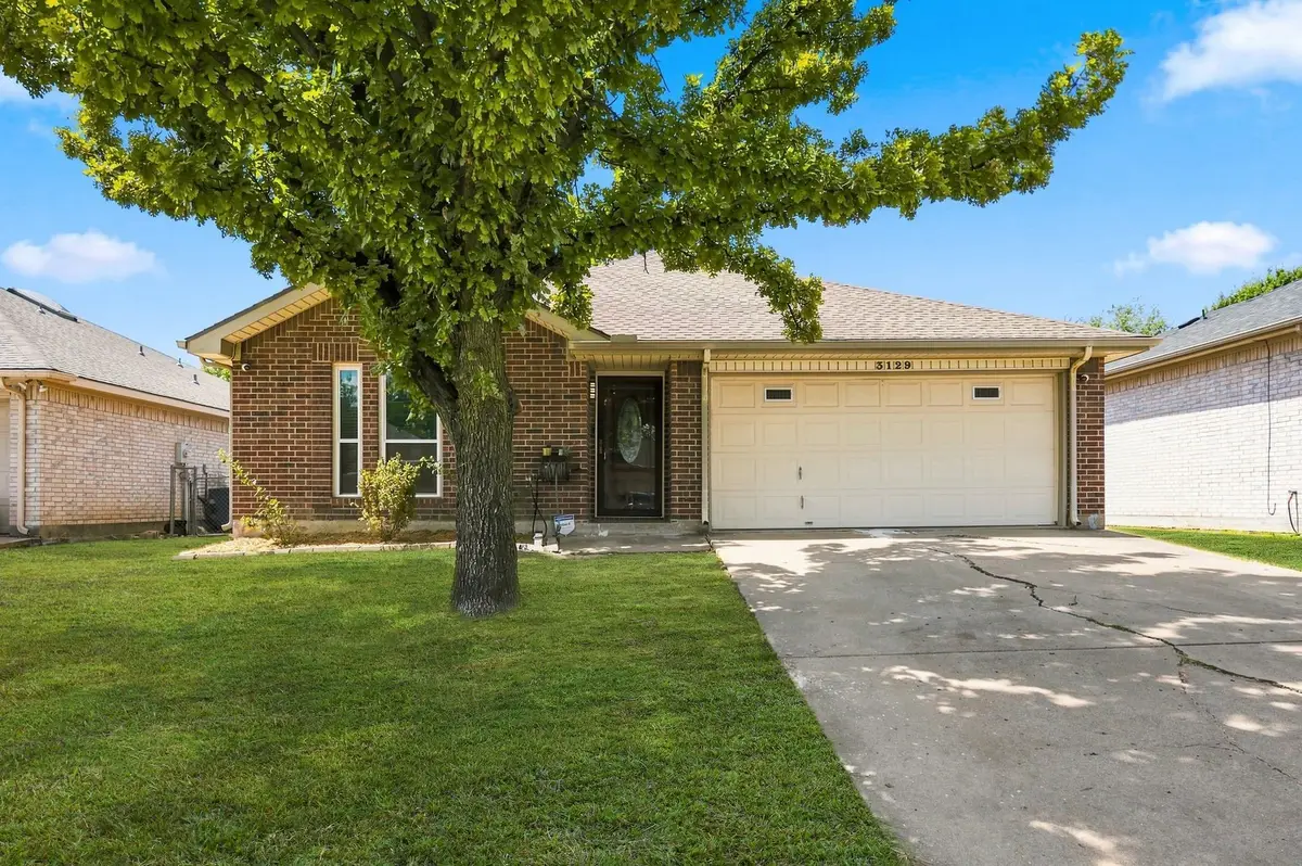 3129 Walingford Drive, Grand Prairie, TX 75052 - #1