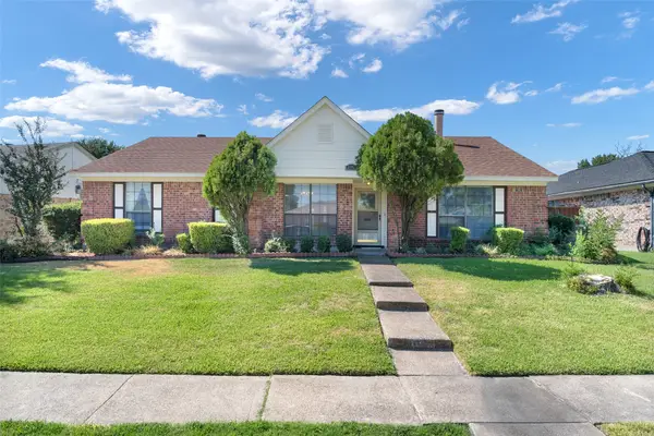 1002 Courtney Drive, Mesquite, TX 75150