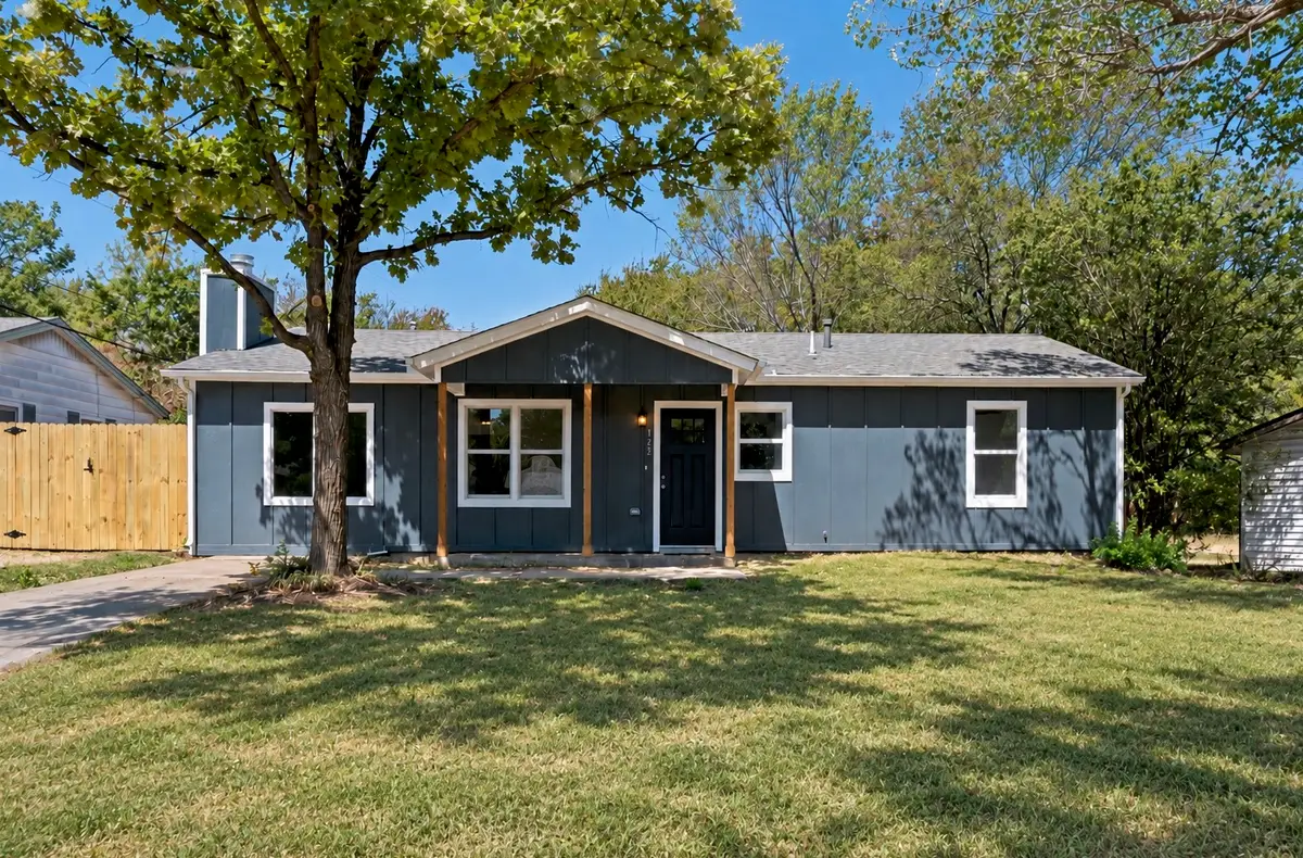 125 NE Cindy Lane, Burleson, TX 76028 - #1