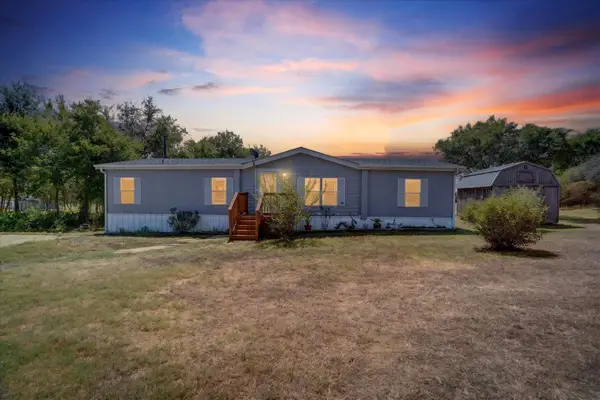 824 Quail Run, Cleburne, TX 76031