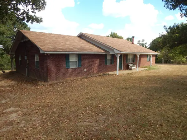 8267 Fm 3358, Gilmer, TX 75645
