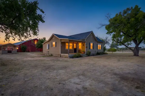 155 County Road 525, Evant, TX 76525