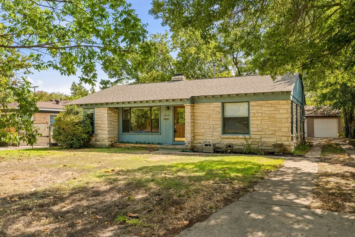 2909 Ryan Place Drive, Fort Worth, TX 76110 - #1