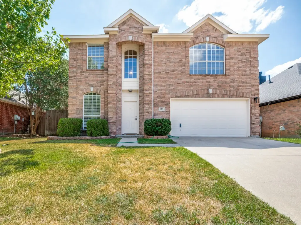 307 Mary Pat Drive, Grand Prairie, TX 75052 - #1