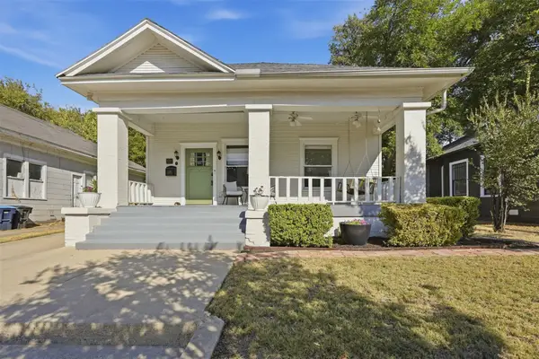 2227 College Avenue, Fort Worth, TX 76110