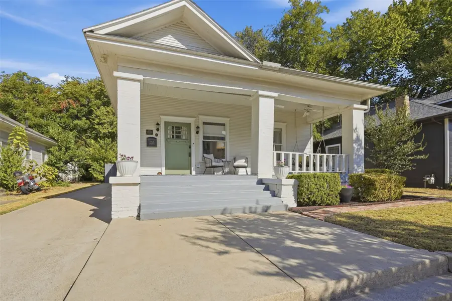 2227 College Avenue, Fort Worth, TX 76110 - #3
