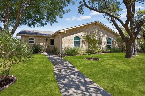 2061 E Peters Colony Road, Carrollton, TX 75007